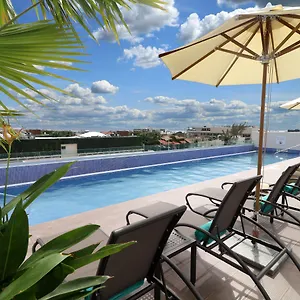 3* Отель Express & - By Ihg
